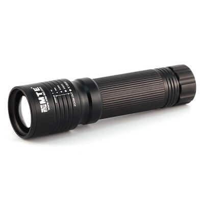 Factors to Consider When Choosing Rechargeable Flashlights