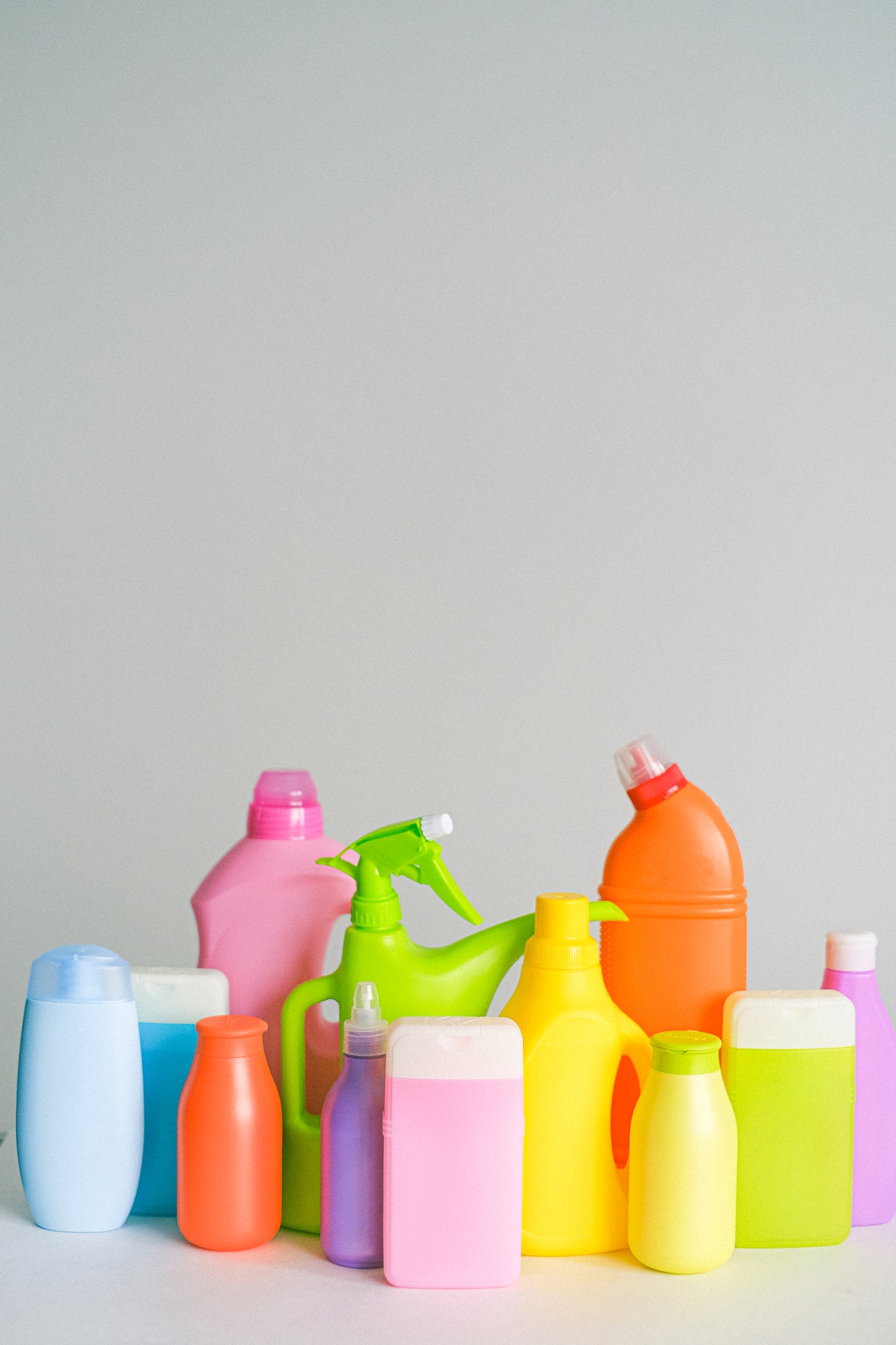 10 Must-Have Cleaning Products for Homes