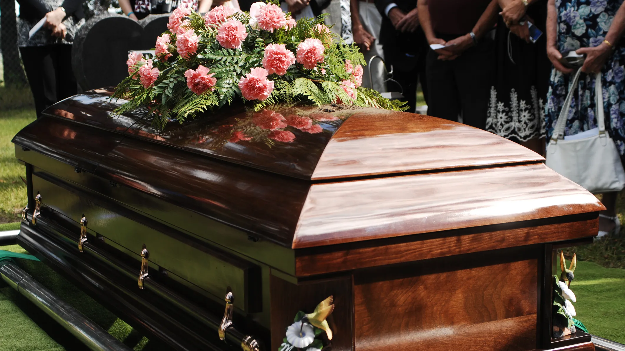 How Long Between Death and Funeral in the UK?