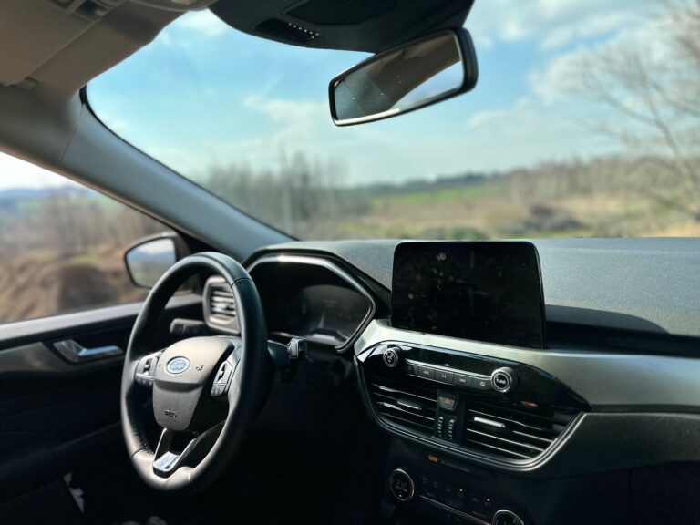 Why Kaizen Rent is the Perfect Choice for Renting a Car for Your Family Vacation in Poland