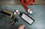 10 Best Services for Paying International Contractors